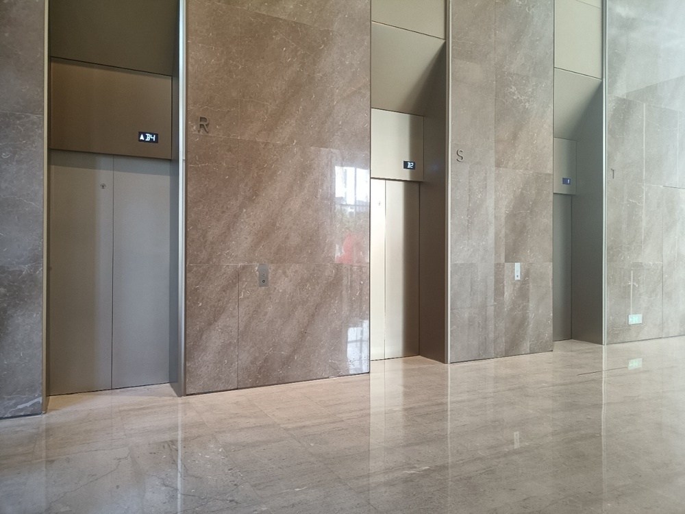 电梯厅1